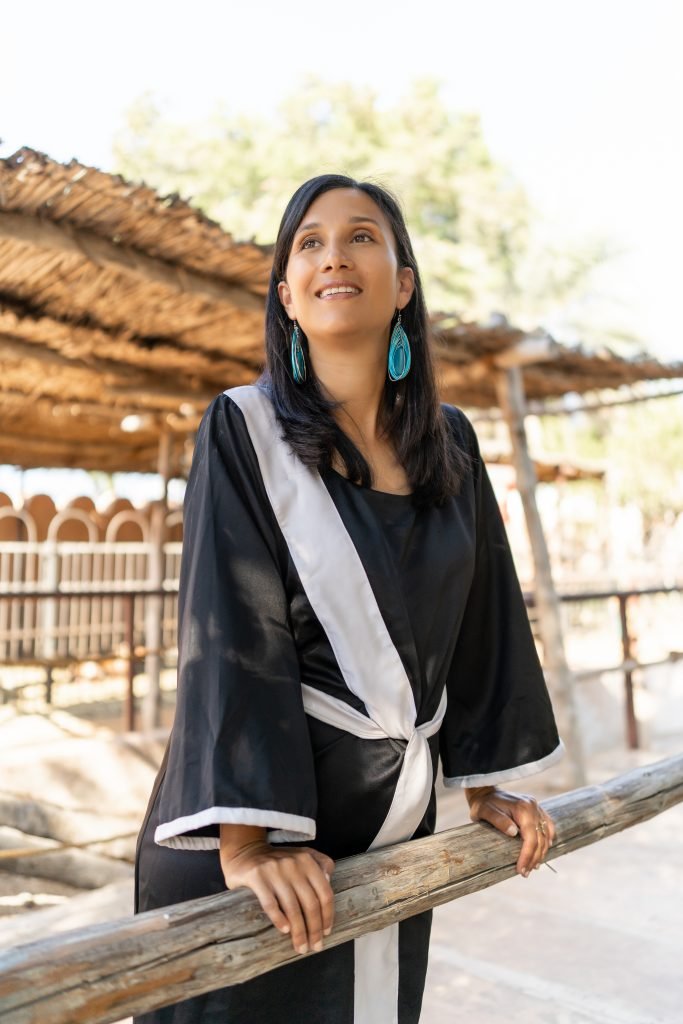 Robe Enea Amira bi colore noire blanc mi longue soie soiree chic formelle