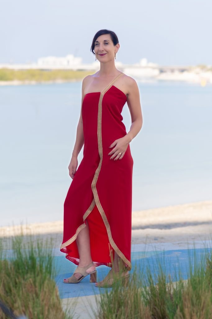 chic mousseline brode or dos nu asymetrique rouge cocktail soiree Robe Enea Selena