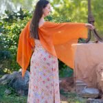 Robe Sabah voilage orange safran imprime motif coton mi long