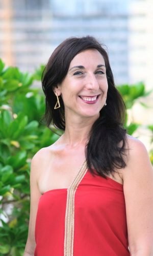 chic mousseline brode or dos nu asymetrique rouge cocktail soiree